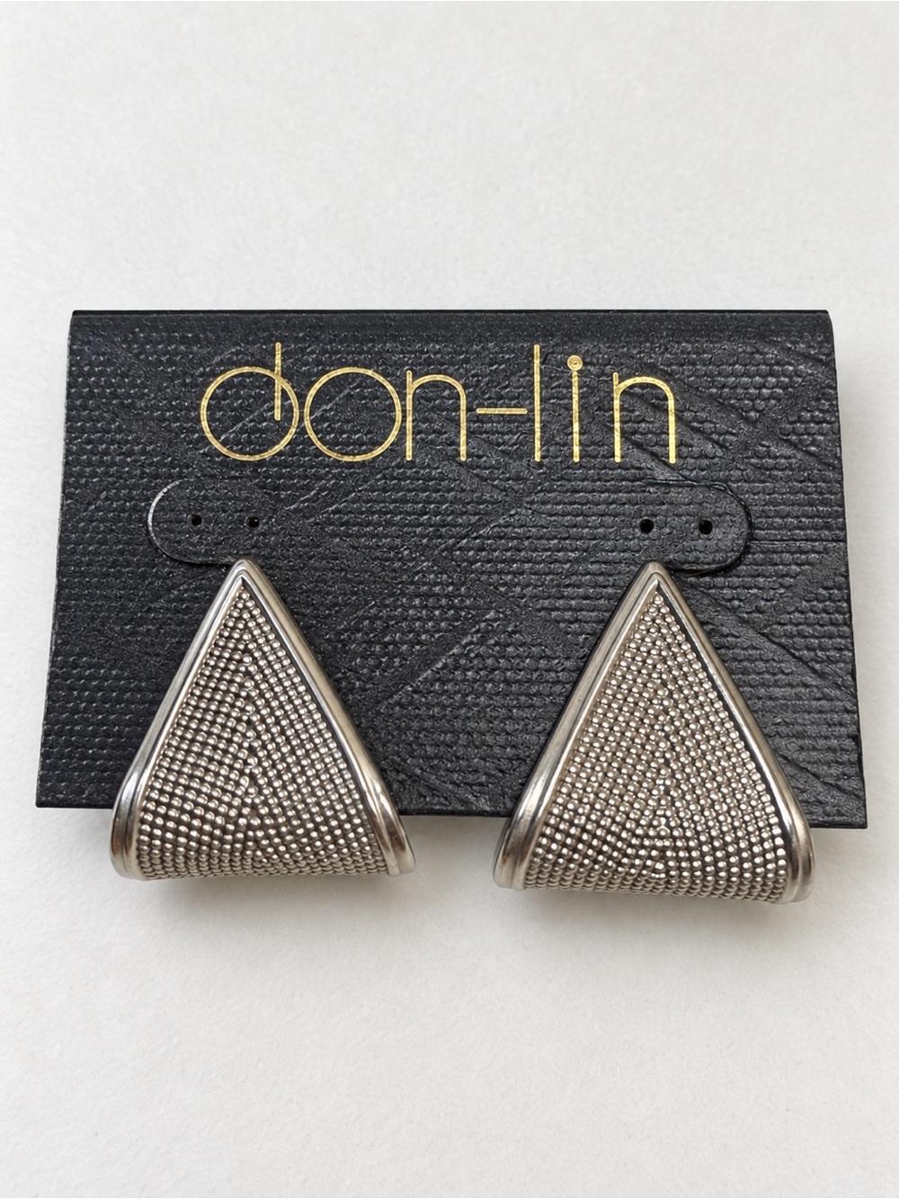 Don - lín signed Silver-Tone Textured Triangle Clip Earrings